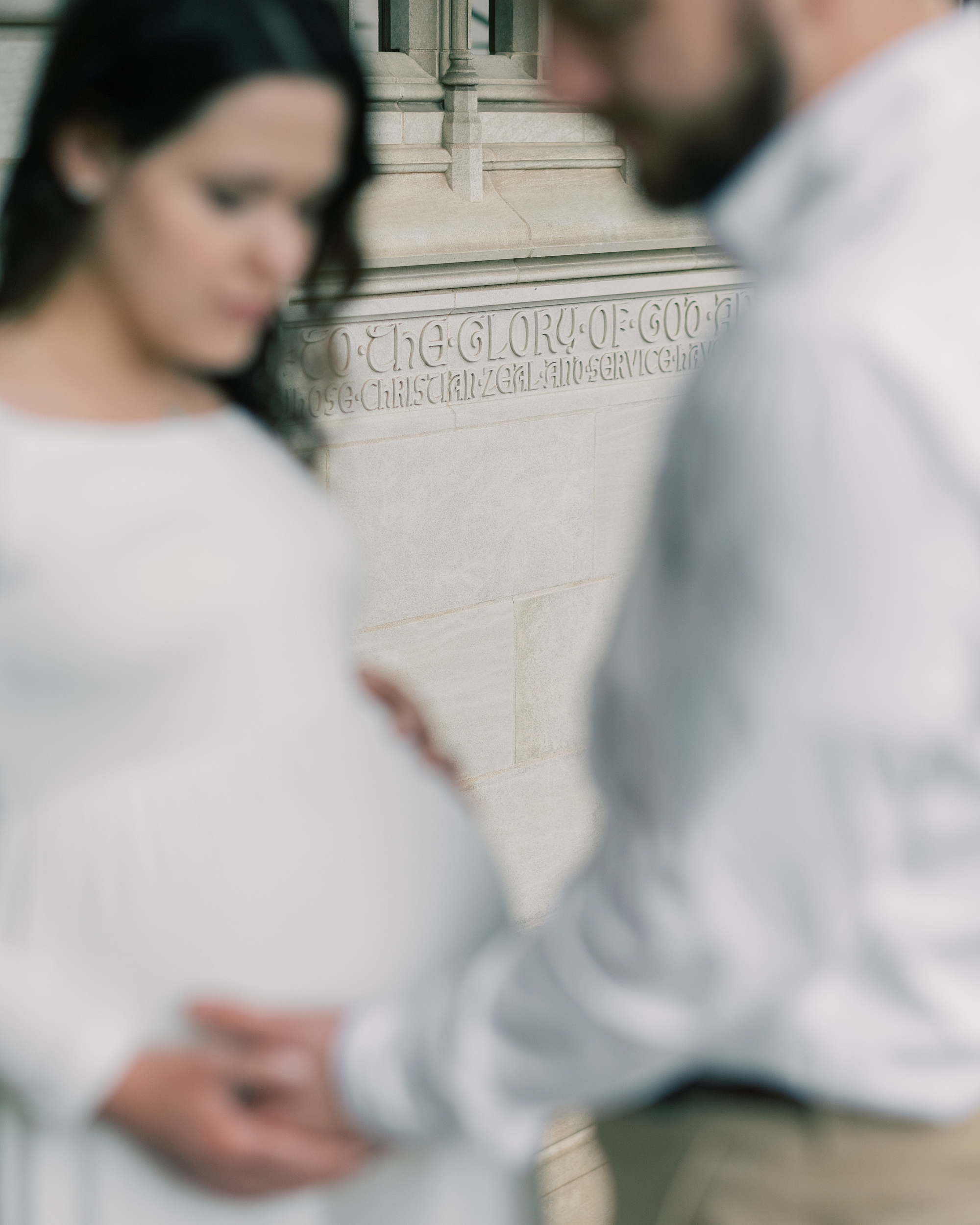 maternity session at the Washington National Cathedral