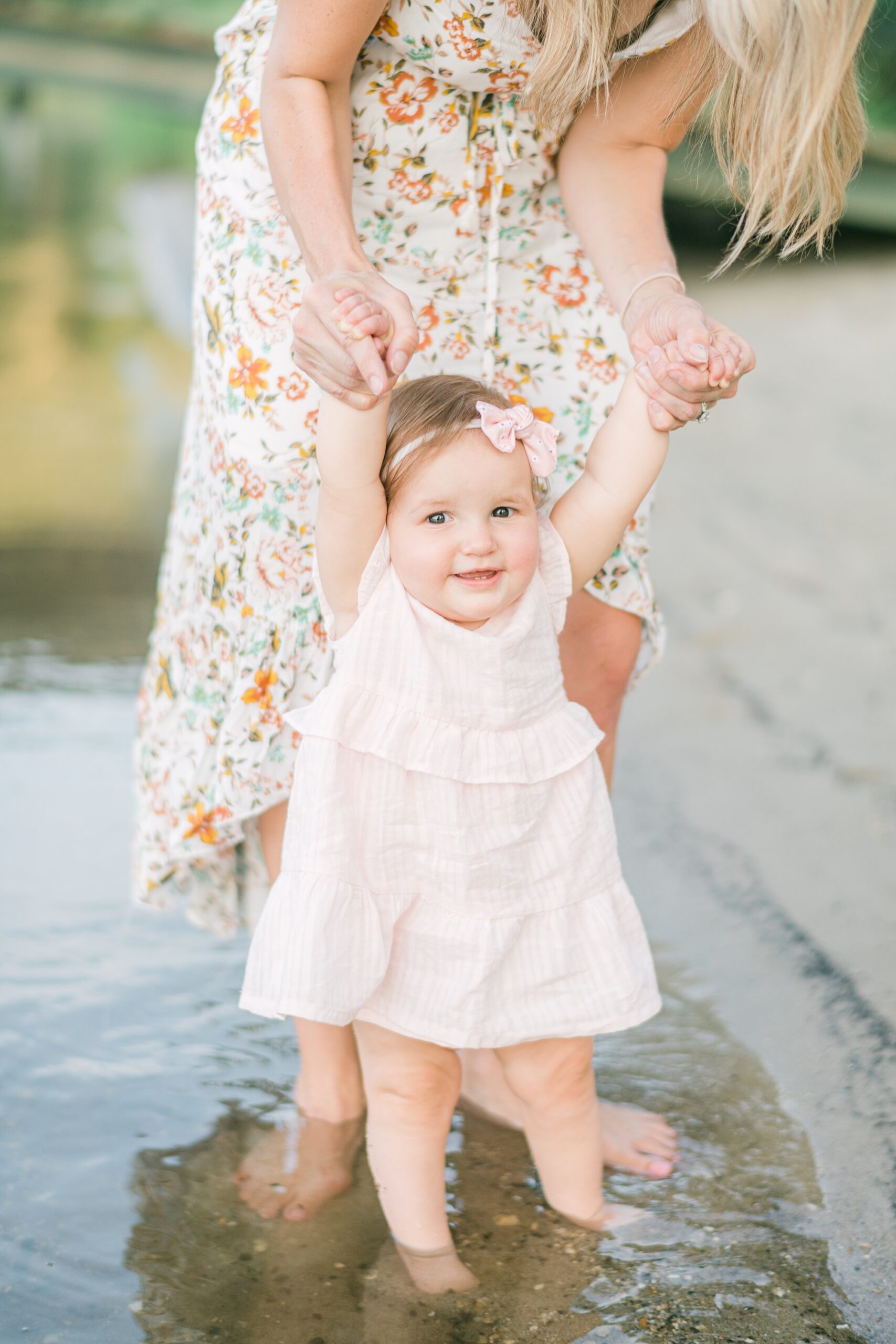 tips for family portraits with toddlers from Maryland family photographer Amanda Wose Photography
