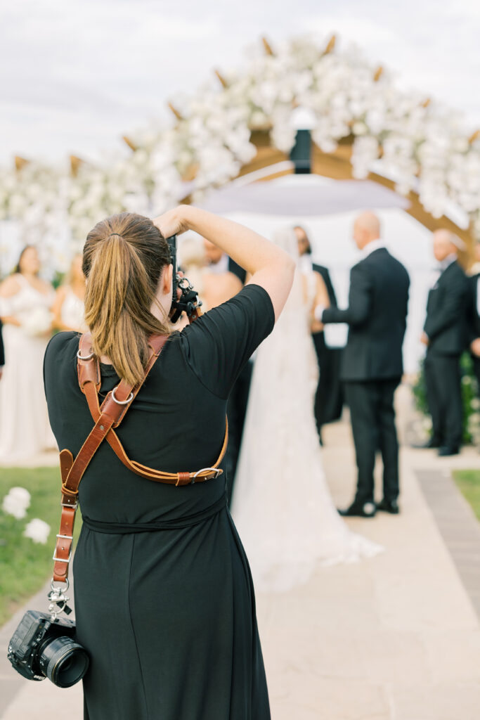 Photographer’s Guide to a Flawless Wedding Day

