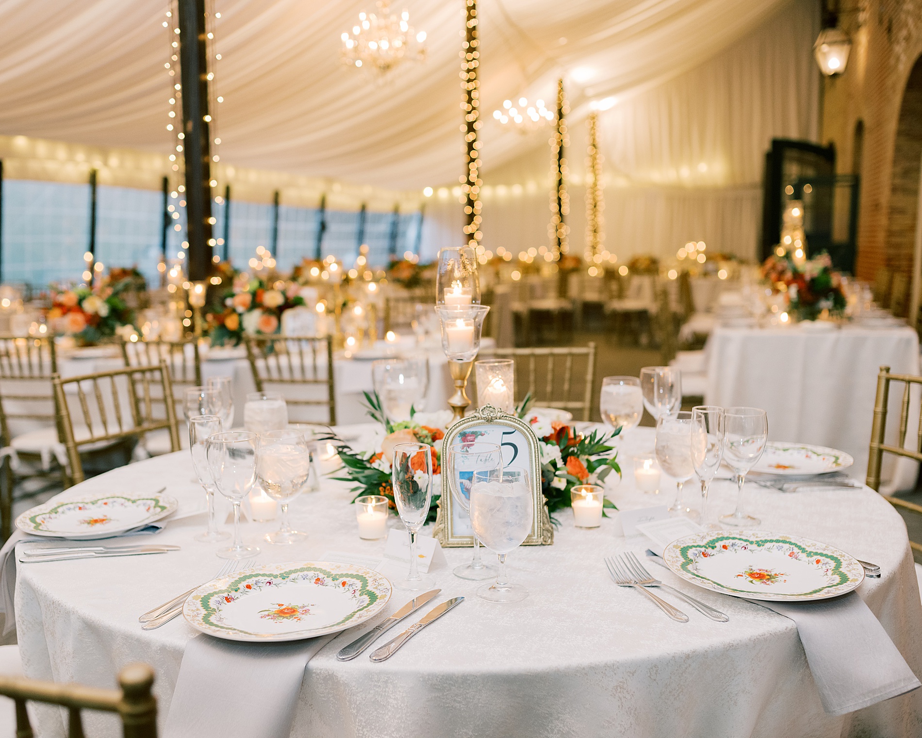 timeless and Classic Wedding at the Evergreen Library in Baltimore, MD