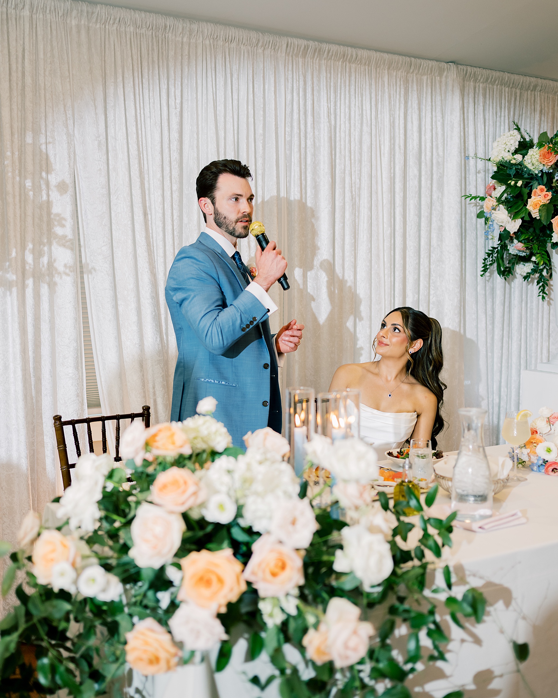 groom gives speech 